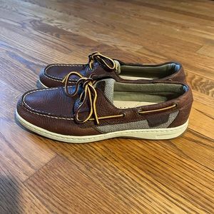 EUC Women’s Sperry bluefin 2 eye boat shoes, size 9.5M